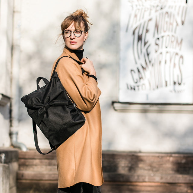 Nepralaidi vandeniui kuprinė - Black Bow