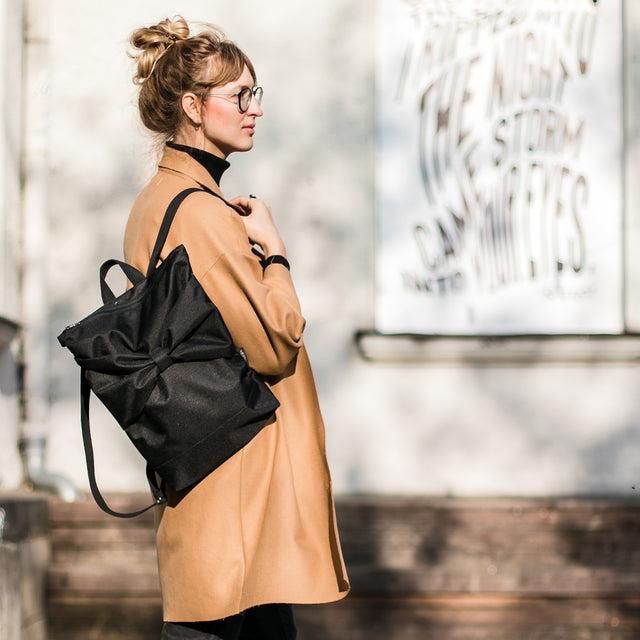 Nepralaidi vandeniui kuprinė - Black Bow