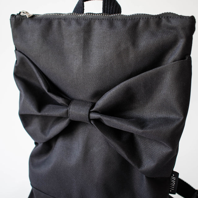 Nepralaidi vandeniui kuprinė - Black Bow
